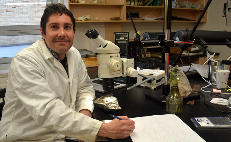 Olivier Larouche est candidat au doctorat en biologie.